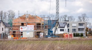 Warum Baukredite für Herforder Häuslebauer deutlich steigen