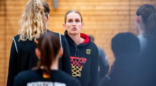 Aus New York nach Hagen: Fiebich und Sabally im Stress
