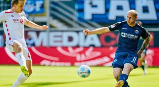 Für Paderborns Stürmer Sven Michel ist das 1:2 gegen Köln doppelt schmerzhaft