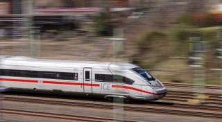 Fernzüge im März noch unpünktlicher als vor einem Jahr