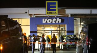 Jugendlicher stirbt nach mutmaßlichem Messerangriff in Lemgoer Edeka-Markt
