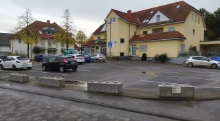 Ärger über dreiste Wildparker im Kreis Gütersloh - Eigentümer sperren ihren Parkplatz