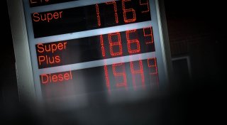 Teurer Osten, billiger Westen: Tankpreise unterscheiden sich