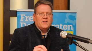 Stemwedes Bürgermeister Kai Abruszat strebt dritte Amtszeit an