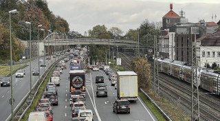 Sperrungen auf Bielefelder Stadtautobahn: Arbeiten an OWD-Lärmschutzwand