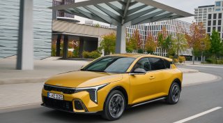 Mit dem K4 löst Kia den Ceed ab