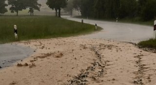 Unwetter über Deutschland - Schwerpunkt in der Südost-Hälfte