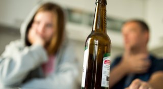 Was tun gegen den Karneval-Kater? Apotheker aus dem Hochstift geben Tipps