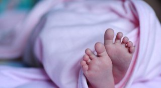 Wenn die Steuerklassen 3 und 5 wegfallen, drohen Nachteile beim Elterngeld