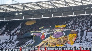 Messer-Banner: FC Köln nach Wutbrief von Reul dialogbereit