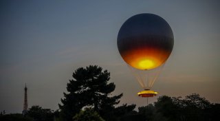 Olympischer Ballon in Paris fliegt wieder