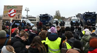 Verletzte bei Protesten gegen AfD-Jugendversammlung