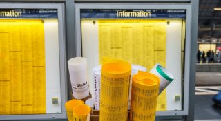 Deutsche Bahn lässt Ankunftspläne in Bahnhöfen doch hängen