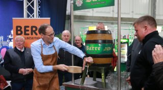 Löhner Oktoberfest mit dem Fassbieranstich eröffnet