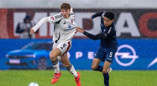 Brackelmann schießt Paderborn an die Tabellenspitze