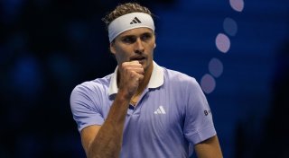 Zverev nach zweitem Sieg vor Gruppen-Showdown gegen Alcaraz