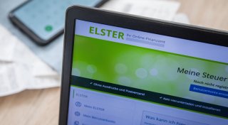 Steuerbescheid wird digital: Papier gibt's nur auf Antrag