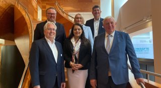 In NRW gibt es so viele Arbeitslose wie lange nicht: Arbeitsminister diskutiert in Herford