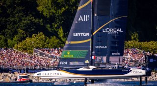 Vettel begeistert: Franzosen gewinnen deutsches SailGP-Debüt