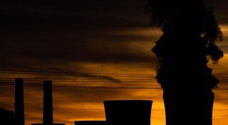 Mehr Strom aus fossilen als aus erneuerbaren Energieträgern