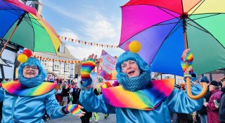12.000 feiern Karneval im Kreis Gütersloh - die schönsten Videos und Fotos
