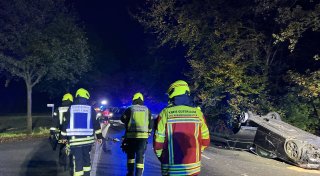 Mercedes-Fahrer verliert Kontrolle: Familie aus dem Kreis Gütersloh verletzt