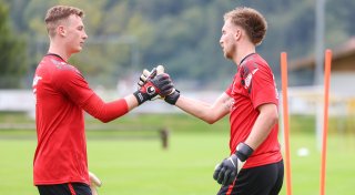 Pelle Boevink muss bangen: Paderborns Cheftrainer zählt seinen Torwart an