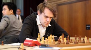 Schach-Großmeister aus Bielefeld ist angekommen im Kreis der Größten