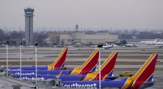 Flugzeug im Sinkflug - Zwei Menschen verletzt