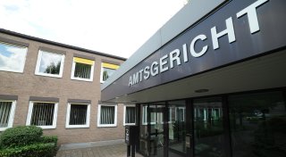 Fahrzeughalter mit 2,3 Promille angetroffen - Stemweder behauptet, er sei nicht gefahren