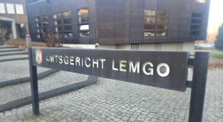 Vereinsmann filmt nackte Frauen in lippischer Umkleide: Richterin zweifelt Motiv an