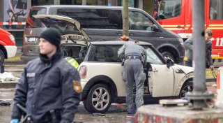 Auto fährt in München in Demo: Was wir wissen und was nicht