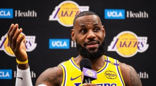 Aus Dresden zum NBA-Team: Neuer Kollege für LeBron James