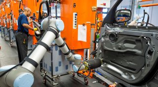 Chatbots und autonome Verwaltung: Neues KI-Projekt soll Hochstift digitalisieren