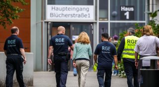 Reul: Messerangriff könnte islamistischen Hintergrund haben