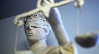 Bielefelder Wachmann nötigt Bethel-Patientin - die rettet sich aus prekärer Situation