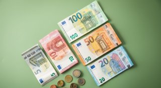 Sparzins-Vergleich: Festgeld stabil, Tagesgeld verliert