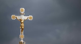 Auch ohne Austritt: Kirchensteuer clever reduzieren