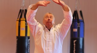 Qi Gong lernen: Chinesische Praxis für mehr Körper und Geist im Kreis Gütersloh
