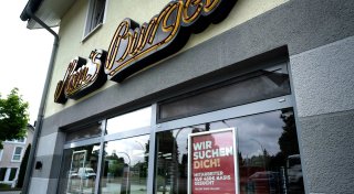 Imbiss Mam`s Burger im Kreis Gütersloh schließt nach fast 20 Jahren - Nachfolger steht bereits fest