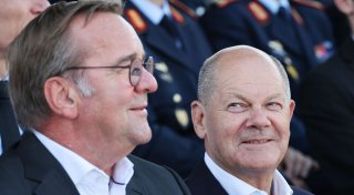 Umfrage: Scholz soll Pistorius den Vortritt lassen
