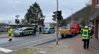 Nach Bombendrohung: Polizei gibt Entwarnung, WEZ in Porta Westfalica wieder geöffnet
