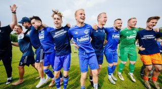 Verein im Kreis Gütersloh kämpft sich zurück in Landesliga - Notfall am Stadion