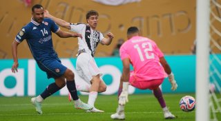 Erster Sieg für Alonso mit Real - Turin im Achtelfinale