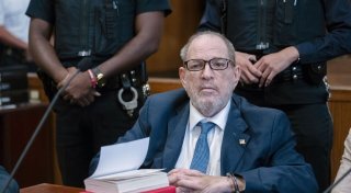 Harvey Weinstein weist neue Anklagevorwürfe zurück