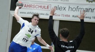 Jöllenbeck hält Brake sicher auf Distanz