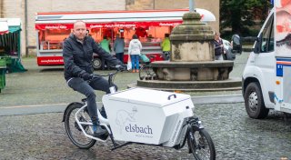 Nachhaltige Gastronomie: Herforder Restaurantchef setzt auf E-Lastenrad
