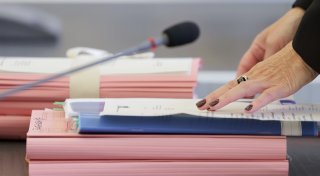 Mann missbraucht Stieftochter im Kreis Gütersloh - Bewährungsstrafe für 52-Jährigen