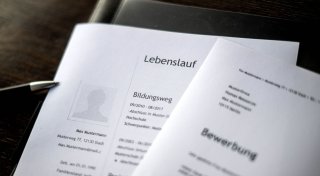 Unternehmen sehen Bewerber klar am längeren Hebel