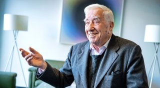 „Ein Mensch, den man sich als Freund wünscht“: Bekannter Bielefelder wird 90